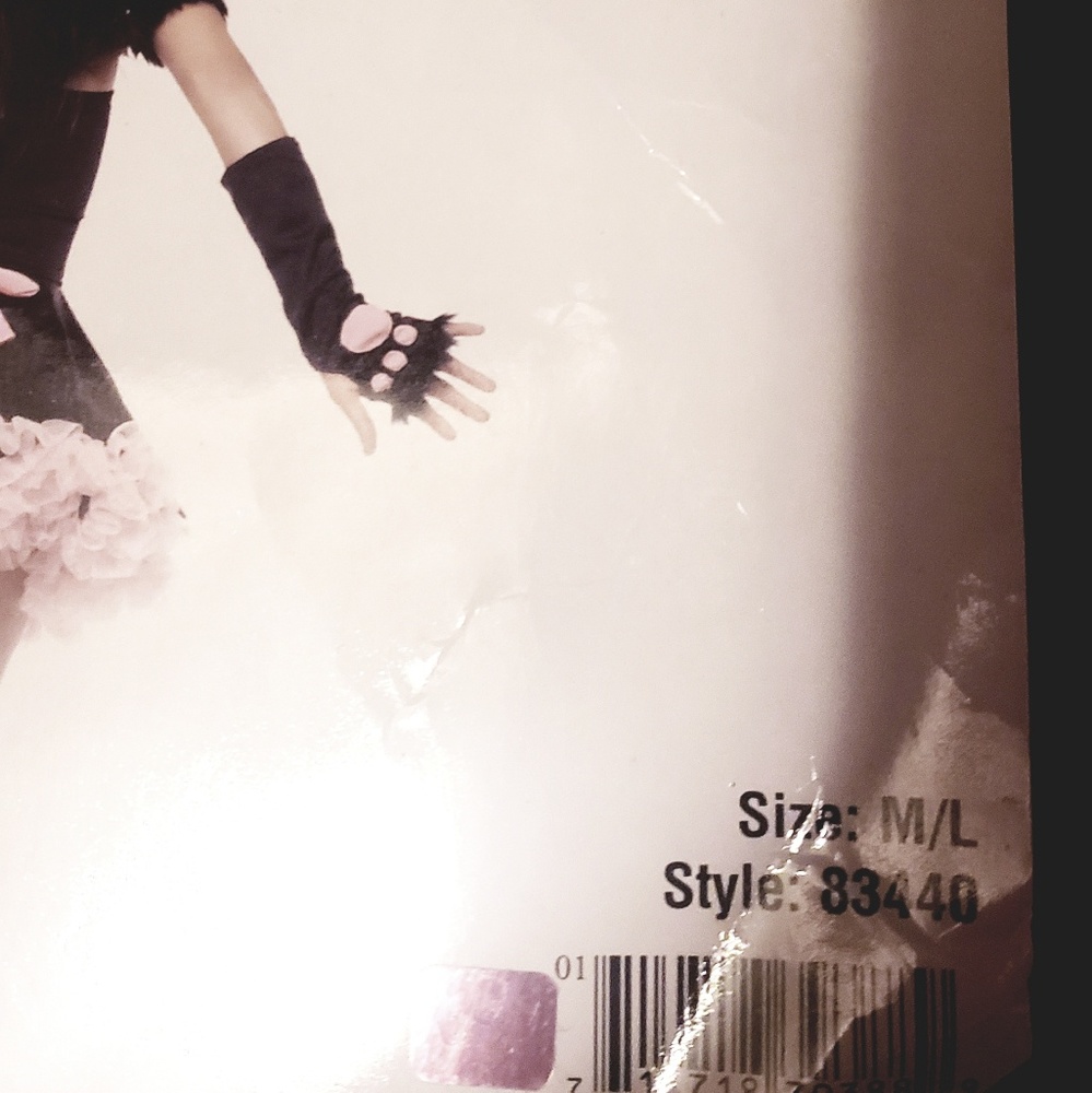 Perfect Kitty - Picture 6 of 6